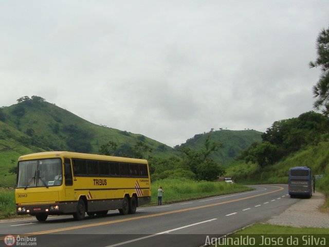 Viação Itapemirim 30143 na cidade de Leopoldina, Minas Gerais, Brasil, por Aguinaldo José da Silva. Número da foto: #286563.