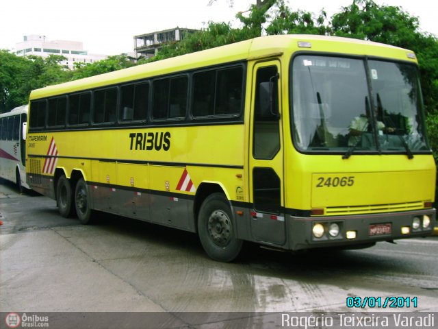 Viação Itapemirim 24065 na cidade de São Paulo, São Paulo, Brasil, por Rogério Teixeira Varadi. Número da foto: #286422.