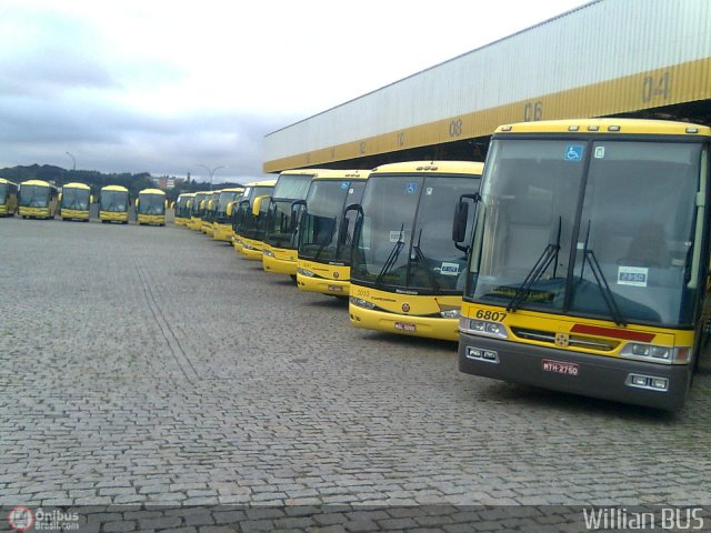 Viação Itapemirim Garagem Curitiba na cidade de Curitiba, Paraná, Brasil, por Willian Onibus. ID da foto: 293435.