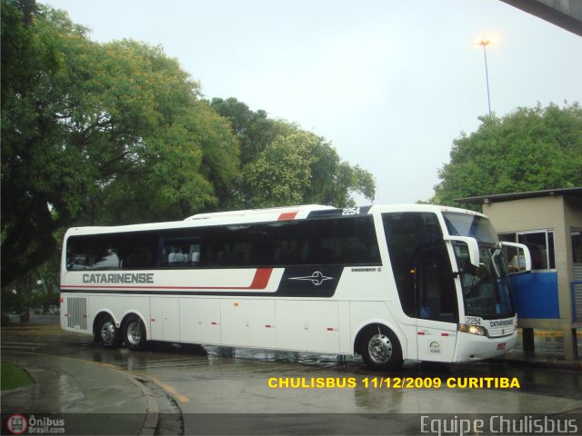 Auto Viação Catarinense 2254 na cidade de Curitiba, Paraná, Brasil, por Paulo Roberto Chulis. ID da foto: 296815.