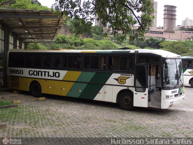 Empresa Gontijo de Transportes 9860 na cidade de Belo Horizonte, Minas Gerais, Brasil, por Harllesson Santana Santos. Número da foto: #302417.