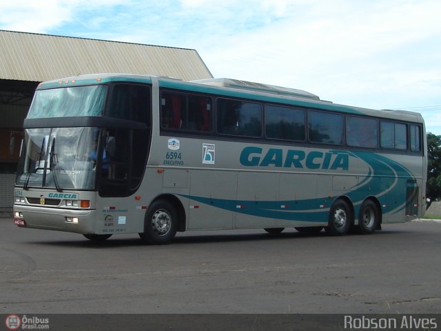 Viação Garcia 6594 na cidade de Paranavaí, Paraná, Brasil, por Robson Alves. ID da foto: 302697.