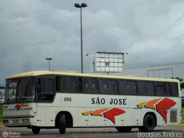 Expresso São José do Tocantins 8192 na cidade de Goiânia, Goiás, Brasil, por Douglas Andrez. Número da foto: #304635.