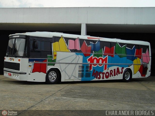 Auto Viação 1001 1001 HISTóRIAS na cidade de Niterói, Rio de Janeiro, Brasil, por C.   Borges. Número da foto: #594203.