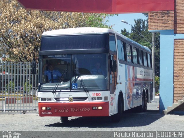 Viação São Cristóvão 1180 na cidade de Divinópolis, Minas Gerais, Brasil, por Paulo Ricardo. ID da foto: 609053.