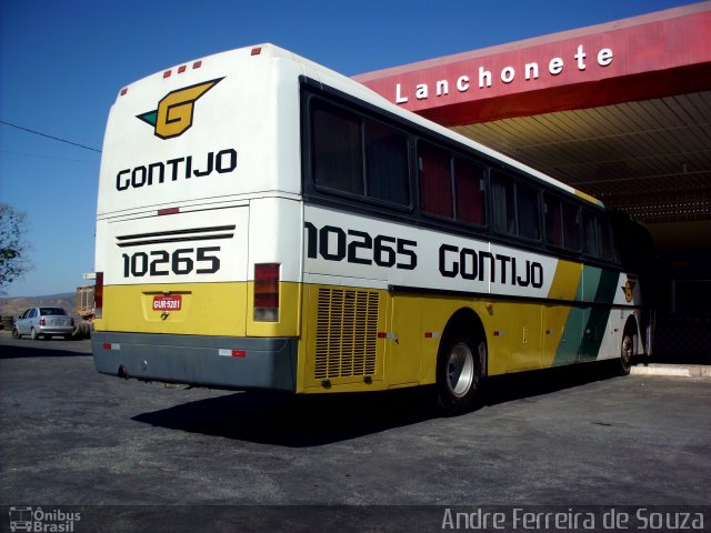 Empresa Gontijo de Transportes 10265 na cidade de Buenópolis, Minas Gerais, Brasil, por Andre Ferreira de Souza. ID da foto: 610615.