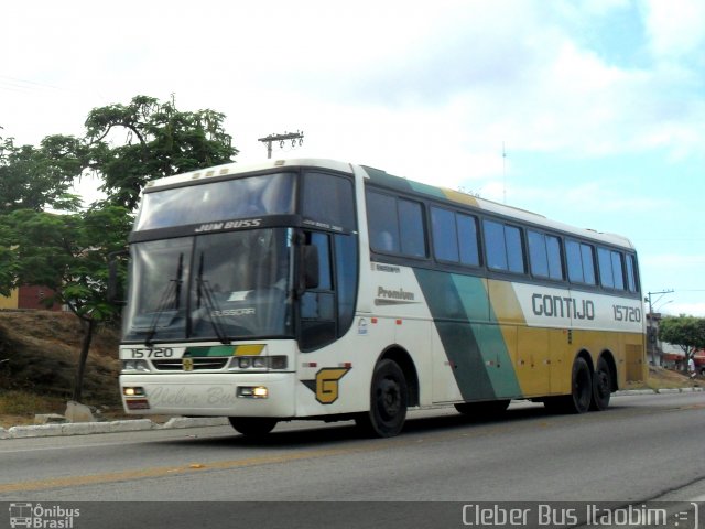 Empresa Gontijo de Transportes 15720 na cidade de Itaobim, Minas Gerais, Brasil, por Cleber Bus. ID da foto: 614855.