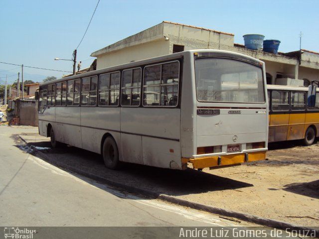 Ônibus Particulares 8734 na cidade de Itaguaí, Rio de Janeiro, Brasil, por André Luiz Gomes de Souza. ID da foto: 617929.