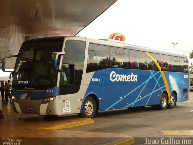 Viação Cometa 8144 na cidade de Pirassununga, São Paulo, Brasil, por João Guilherme Lopes. Número da foto: #617986.