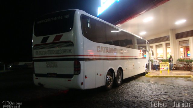 Auto Viação Catarinense 2830 na cidade de Registro, São Paulo, Brasil, por Celso  Junior. Número da foto: #618338.
