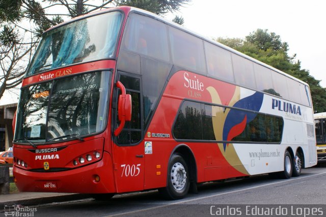 Pluma Conforto e Turismo 7005 na cidade de Curitiba, Paraná, Brasil, por Carlos Eduardo Lopes. ID da foto: 618887.