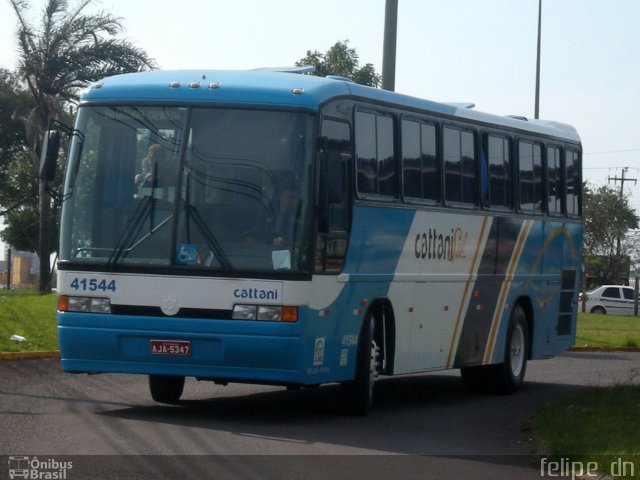 Cattani Sul Transportes e Turismo 41544 na cidade de Cascavel, Paraná, Brasil, por Felipe  Dn. ID da foto: 619971.