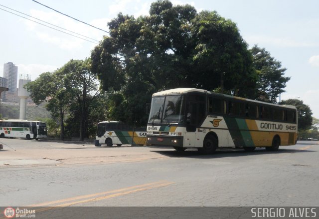 Empresa Gontijo de Transportes 9435 na cidade de Belo Horizonte, Minas Gerais, Brasil, por Sergio Alves. Número da foto: #595179.