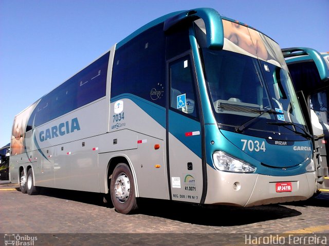 Viação Garcia 7034 na cidade de Londrina, Paraná, Brasil, por Haroldo Ferreira. Número da foto: #623924.