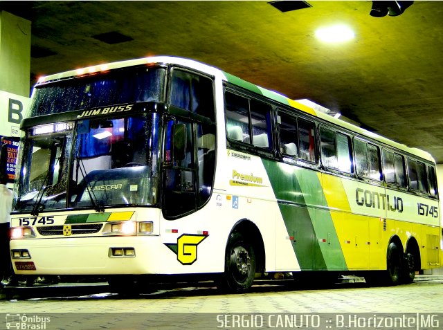 Empresa Gontijo de Transportes 15745 na cidade de Belo Horizonte, Minas Gerais, Brasil, por Sérgio Augusto Braga Canuto. ID da foto: 630420.