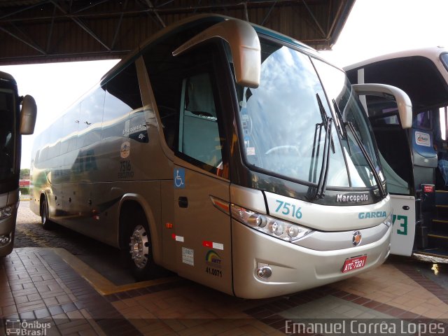 Viação Garcia 7516 na cidade de Bauru, São Paulo, Brasil, por Emanuel Corrêa Lopes. Número da foto: #628983.