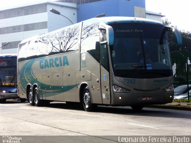 Viação Garcia 7242 na cidade de São Paulo, São Paulo, Brasil, por Leonardo Ferreira Porto. Número da foto: #630527.