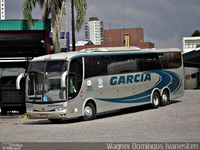 Viação Garcia 7541 na cidade de Curitiba, Paraná, Brasil, por Wagner Domingos Ivanesken. ID da foto: 629769.