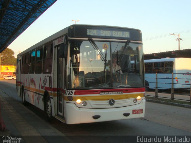 SOPAL - Sociedade de Ônibus Porto-Alegrense Ltda. 6735 na cidade de Porto Alegre, Rio Grande do Sul, Brasil, por Eduardo Machado. Número da foto: #636989.
