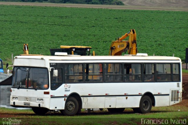 Ônibus Particulares ONIOO3T na cidade de Assis, São Paulo, Brasil, por Francisco Ivano. Número da foto: #638528.