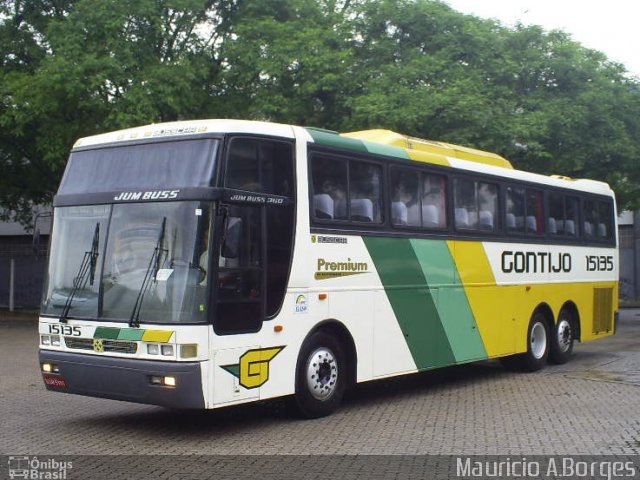 Empresa Gontijo de Transportes 15135 na cidade de São Paulo, São Paulo, Brasil, por Mauricio A. Borges. ID da foto: 638538.