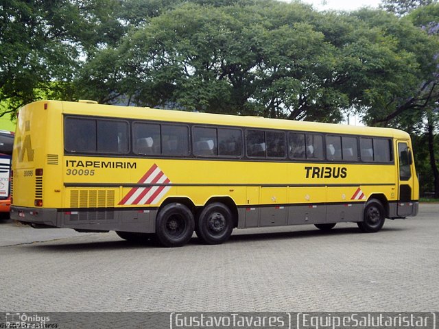 Viação Itapemirim 30095 na cidade de São Paulo, São Paulo, Brasil, por Gustavo Tavares. ID da foto: 640004.