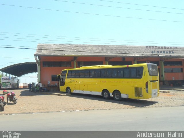 Viação Itapemirim 9049 na cidade de Várzea Grande, Mato Grosso, Brasil, por Anderson  Hahn. ID da foto: 641070.