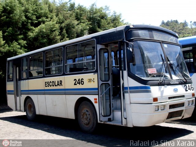 Transportes Além Paraíba 246 na cidade de Petrópolis, Rio de Janeiro, Brasil, por Rafael da Silva Xarão. ID da foto: 596422.