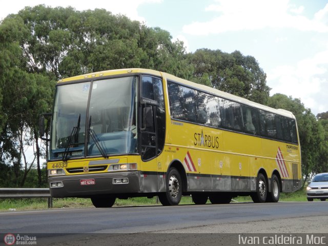 Viação Itapemirim 44033 na cidade de Vitória da Conquista, Bahia, Brasil, por Ivan Caldeira Moc. ID da foto: 596529.