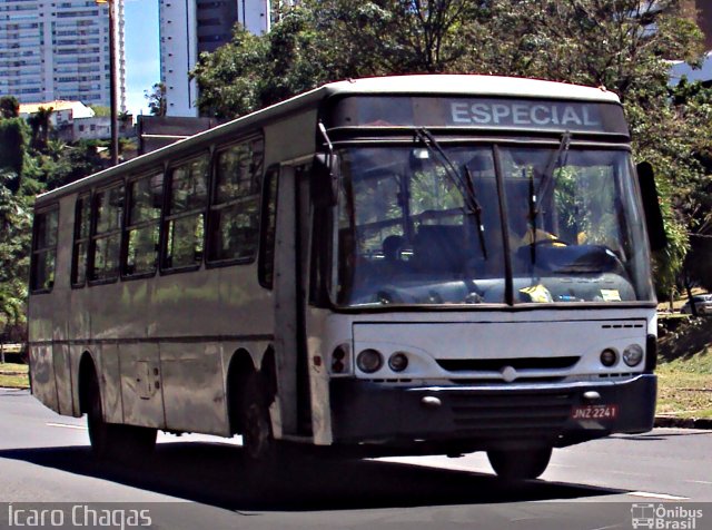 Ônibus Particulares PBA2241 na cidade de Salvador, Bahia, Brasil, por Ícaro Chagas. ID da foto: 601033.