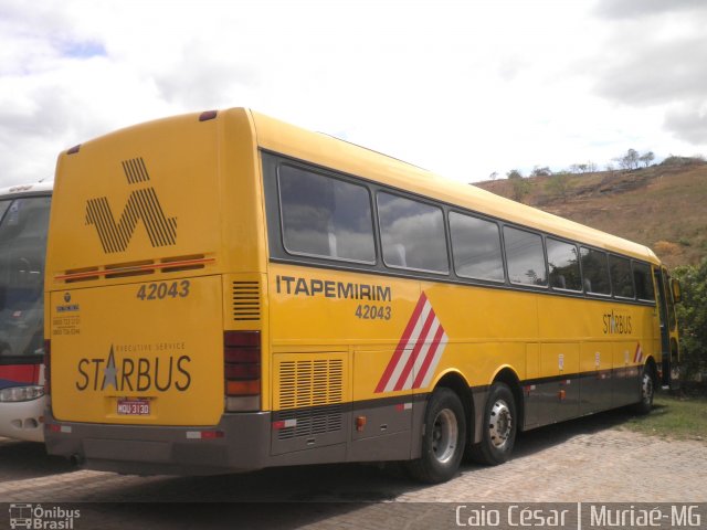 Viação Itapemirim 42043 na cidade de Muriaé, Minas Gerais, Brasil, por Caio César de Freitas Lopes. ID da foto: 601756.