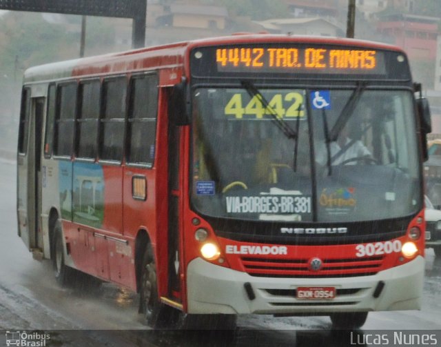 Expresso Luziense > Territorial Com. Part. e Empreendimentos 30200 na cidade de Belo Horizonte, Minas Gerais, Brasil, por Lucas Nunes. Número da foto: #646480.