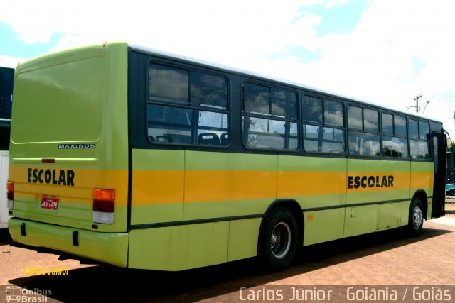 Escolares 1478 na cidade de Goiânia, Goiás, Brasil, por Carlos Júnior. ID da foto: 660760.