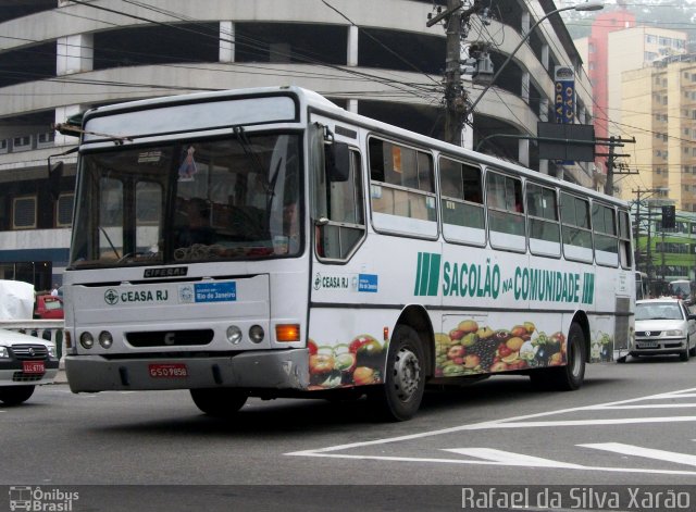 CEASA nos Bairros 9858 na cidade de Petrópolis, Rio de Janeiro, Brasil, por Rafael da Silva Xarão. ID da foto: 665551.