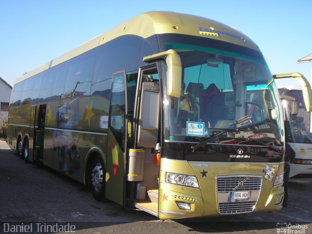 Ônibus Particulares 5694HCH na cidade de , por Daniel Nascimento  Trindade. Número da foto: #672444.