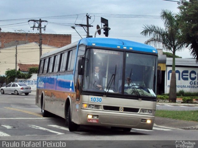Valetur Transportes Locação e Turismo 1030 na cidade de São José dos Campos, São Paulo, Brasil, por Paulo Rafael Peixoto. Número da foto: #676524.