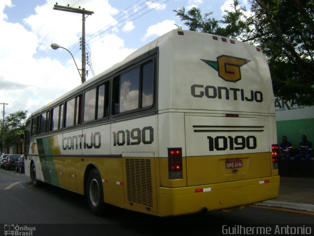 Empresa Gontijo de Transportes 10190 na cidade de Araxá, Minas Gerais, Brasil, por Guilherme Antonio. Número da foto: #678912.