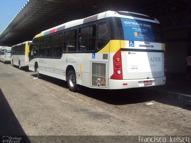 Translitorânea Turística A21076 na cidade de Rio de Janeiro, Rio de Janeiro, Brasil, por Francisco  Kelsch. Número da foto: #678488.