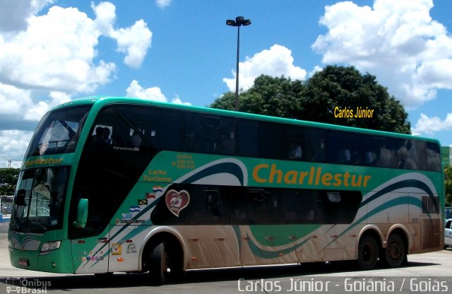 Charllestur Ônibus de Turismo 1011 na cidade de Goiânia, Goiás, Brasil, por Carlos Júnior. Número da foto: #678684.