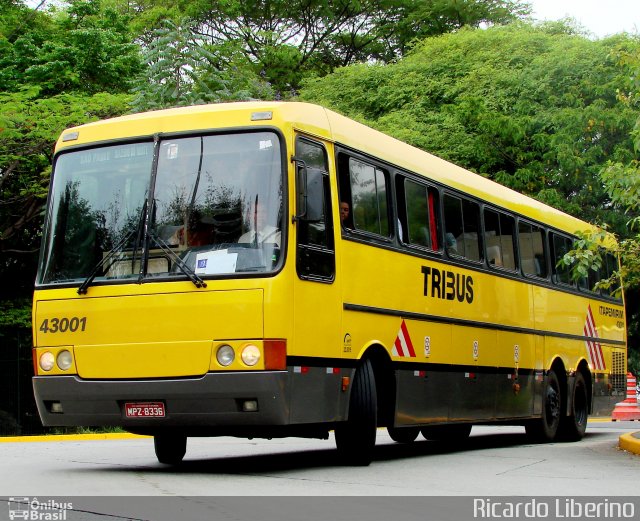 Viação Itapemirim 43001 na cidade de São Paulo, São Paulo, Brasil, por Ricardo Liberino. ID da foto: 681941.