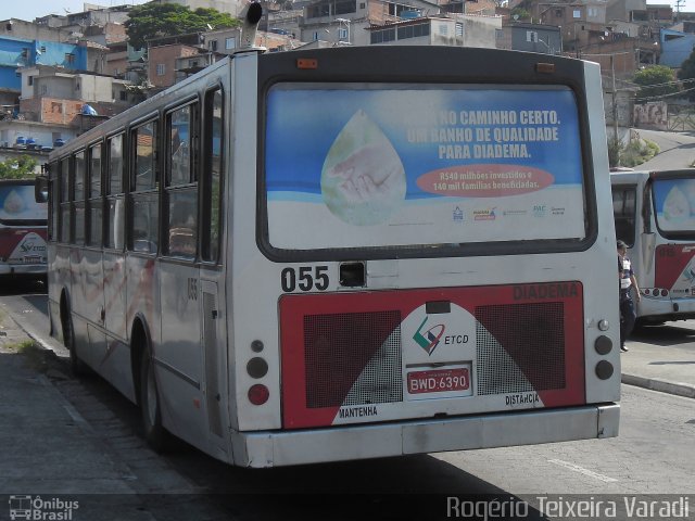 ETCD - Empresa de Transporte Coletivo de Diadema 055 na cidade de Diadema, São Paulo, Brasil, por Rogério Teixeira Varadi. Número da foto: #685092.