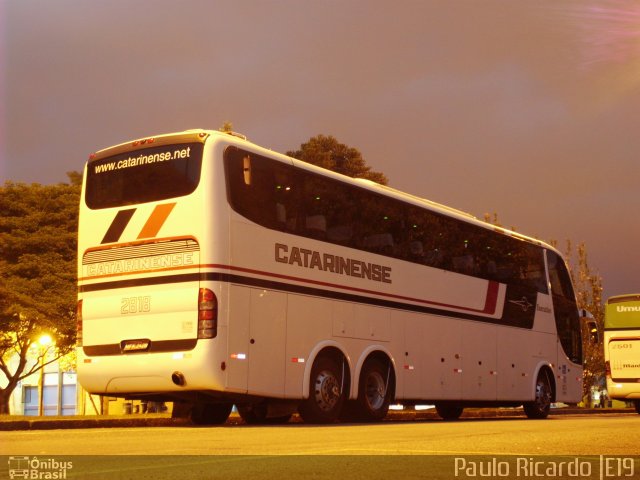 Auto Viação Catarinense 2818 na cidade de Curitiba, Paraná, Brasil, por Paulo Ricardo. Número da foto: #686192.