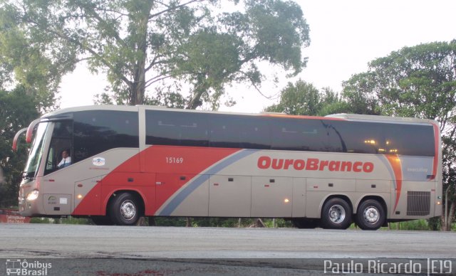 Viação Ouro Branco 15169 na cidade de Curitiba, Paraná, Brasil, por Paulo Ricardo. Número da foto: #693704.