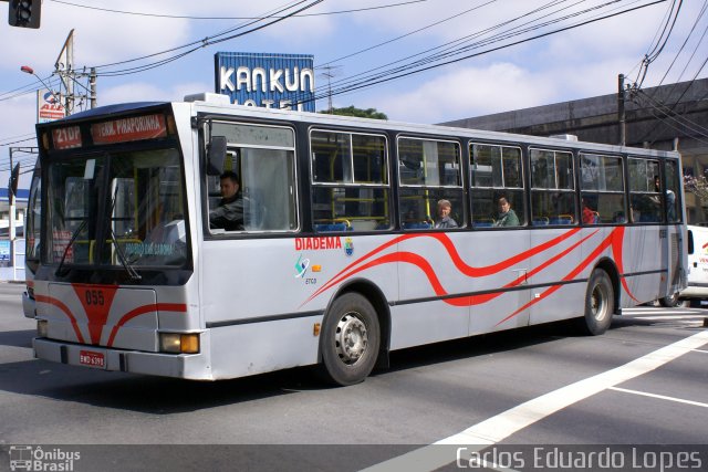 ETCD - Empresa de Transporte Coletivo de Diadema 055 na cidade de Diadema, São Paulo, Brasil, por Carlos Eduardo Lopes. ID da foto: 694136.