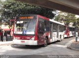 Viação Campo Belo 7 2261 na cidade de São Paulo, São Paulo, Brasil, por Roberto Teixeira. Número da foto: #:id.