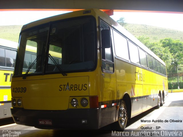 Viação Itapemirim 42039 na cidade de Queluz, São Paulo, Brasil, por Marco Aurélio de Oliveira. ID da foto: 655229.