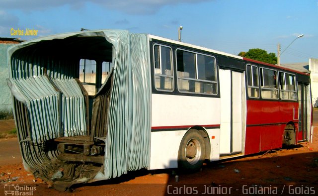 Sucata e Desmanches 0125 na cidade de Goiânia, Goiás, Brasil, por Carlos Júnior. Número da foto: #654685.