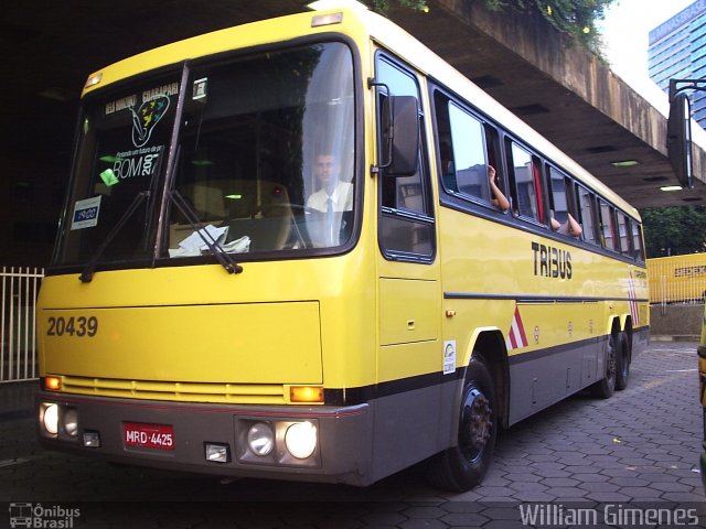 Viação Itapemirim 20439 na cidade de Belo Horizonte, Minas Gerais, Brasil, por William Gimenes. Número da foto: #655823.