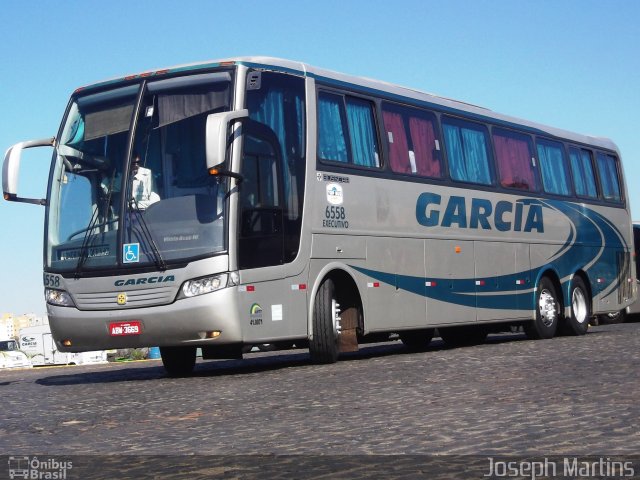 Viação Garcia 6558 na cidade de Londrina, Paraná, Brasil, por Joseph Martins. Número da foto: #718438.