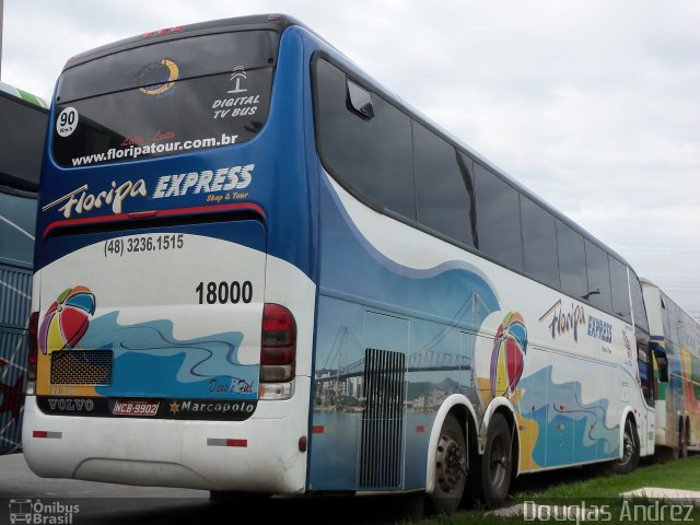 Floripa Tour 18000 na cidade de Trindade, Goiás, Brasil, por Douglas Andrez. Número da foto: #719833.